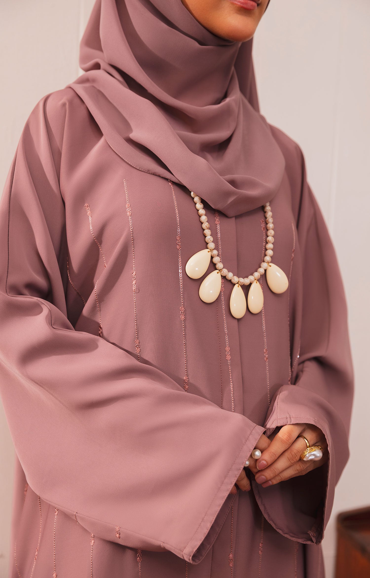 LARAH FRONT OPEN ABAYA