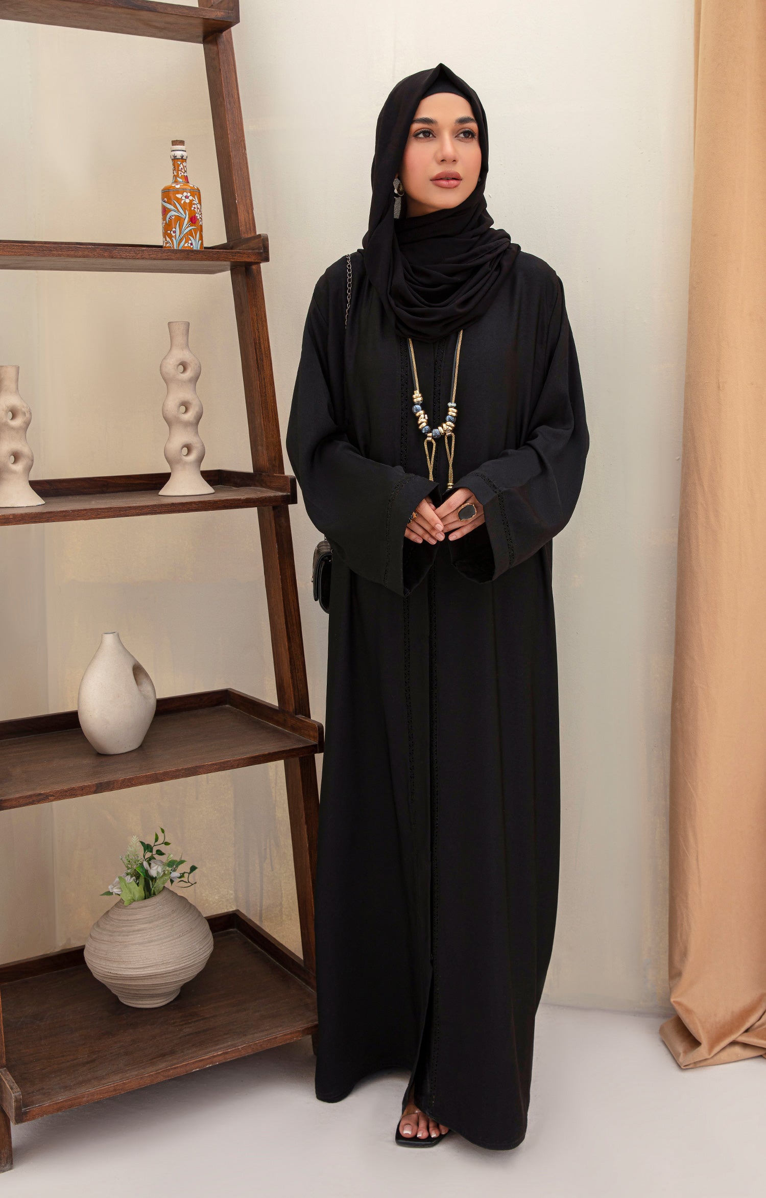 LEWA BLACK FRONT OPEN ABAYA