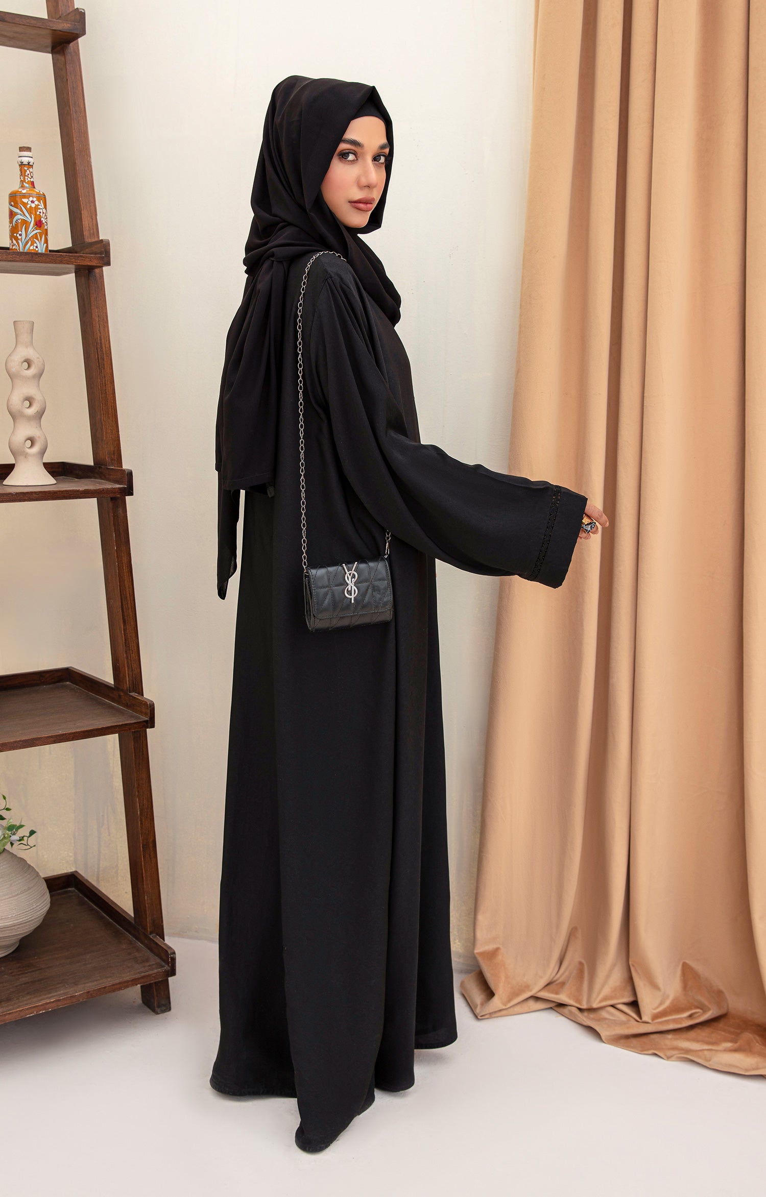 LEWA BLACK FRONT OPEN ABAYA