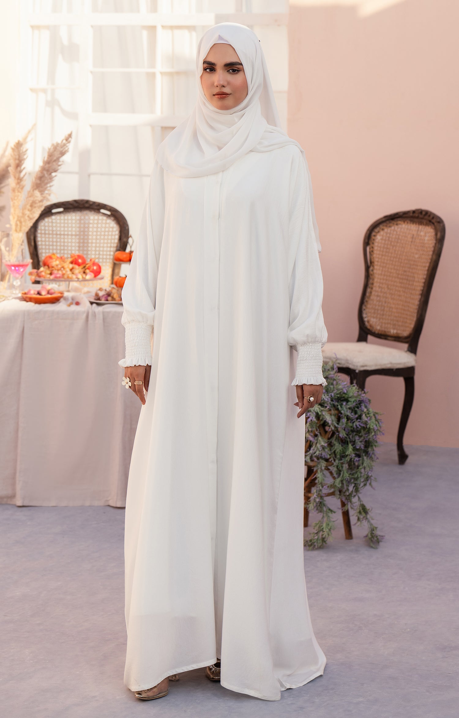 WHITE MIST FRONT OPEN ABAYA