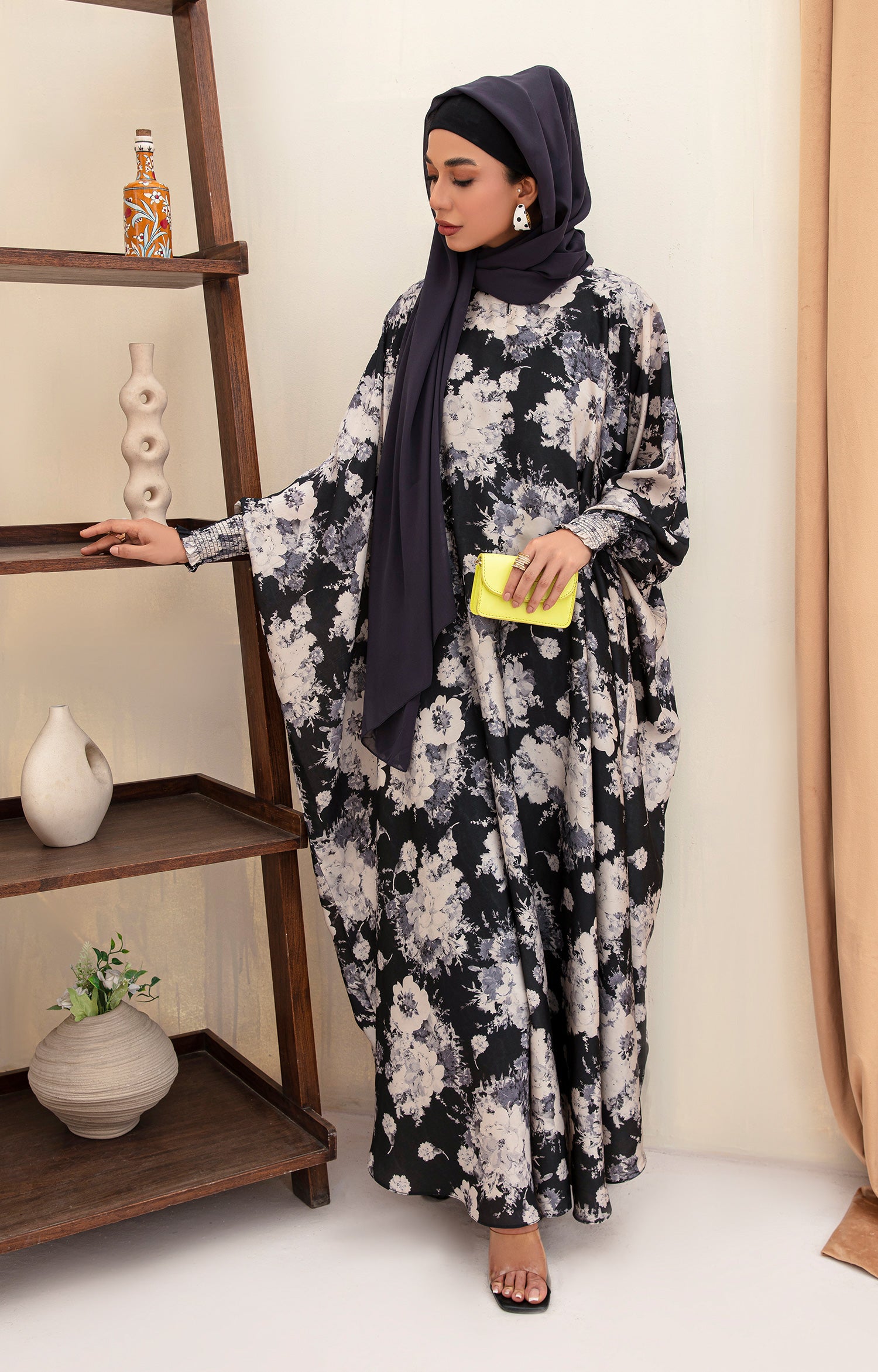 AVERY PRINTED CAPE