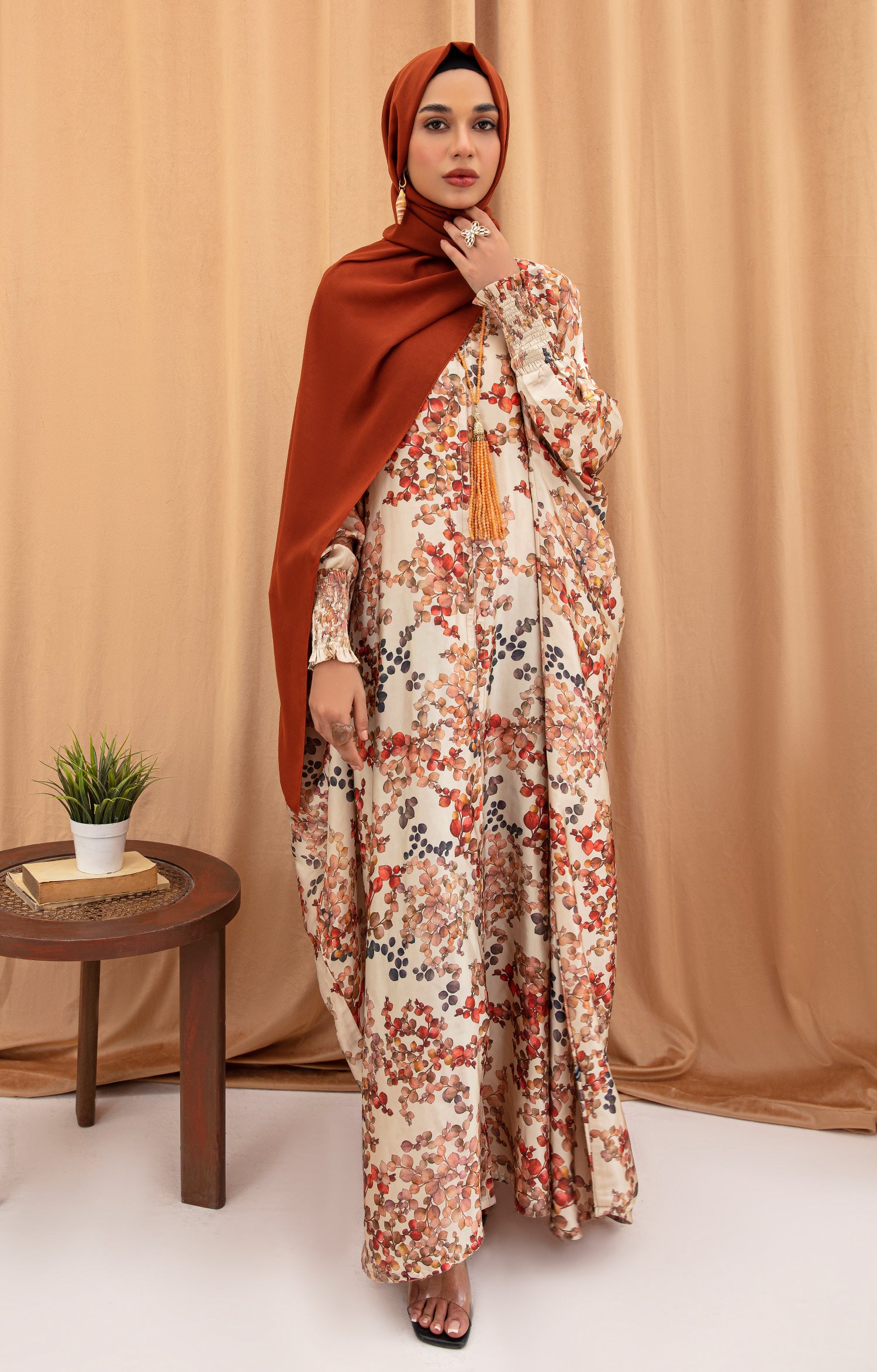 ELARA PRINTED CAPE