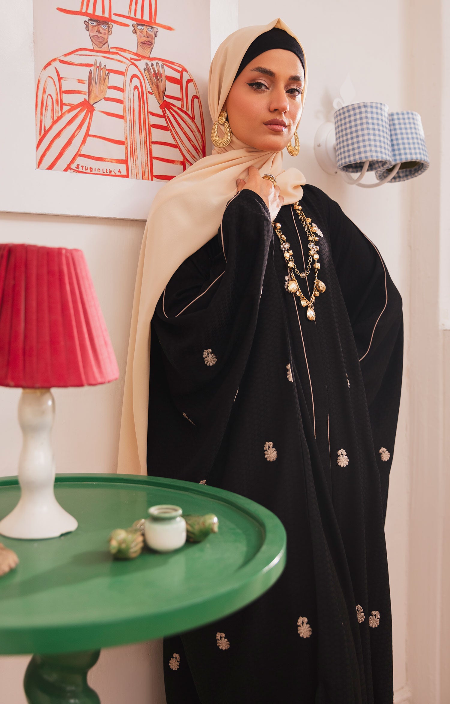 BRISTOL RAVEN EMBRIODERED CAPE