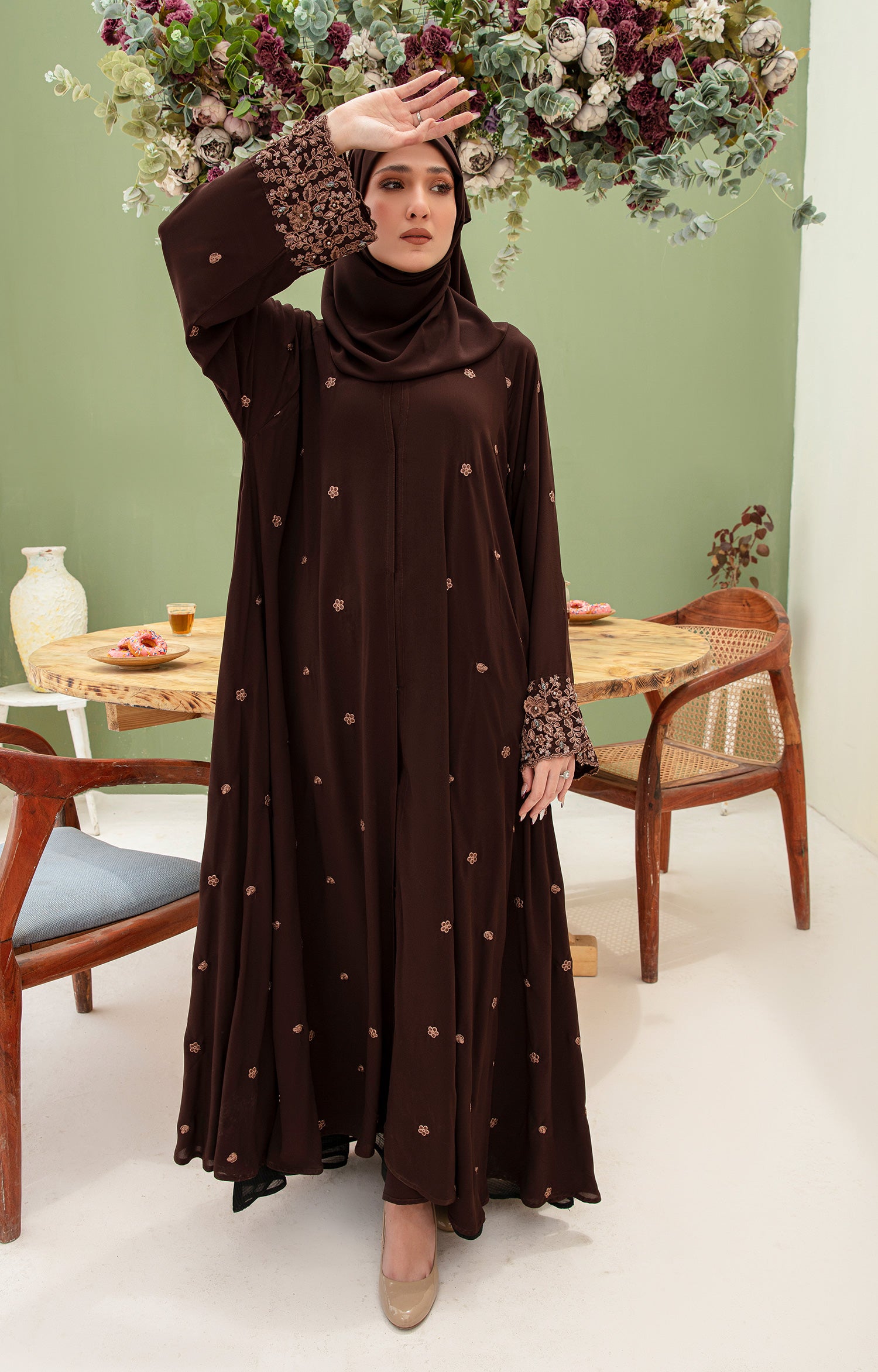 CAMELLIA EMBRIODERED FRONT OPEN ABAYA