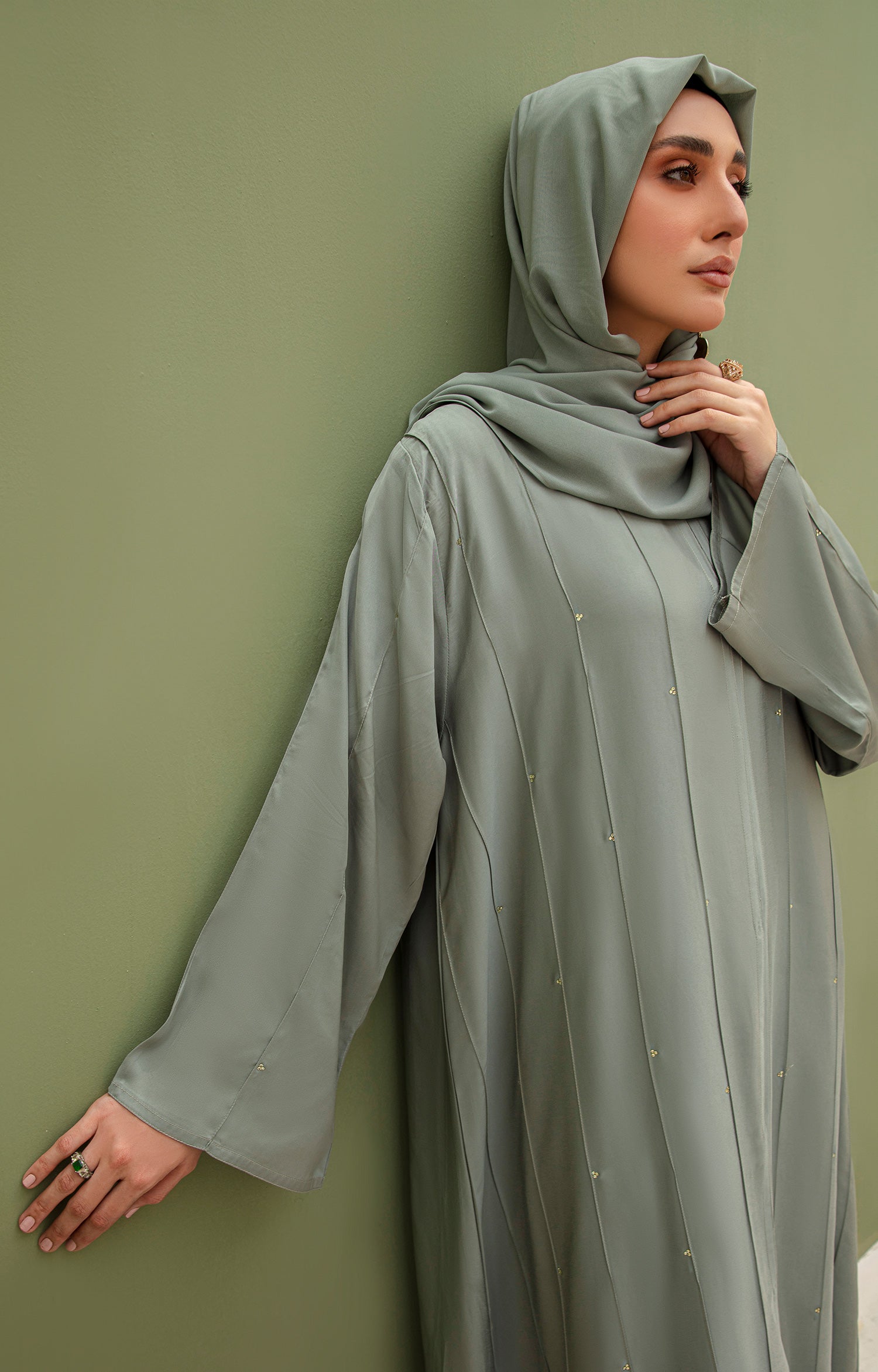 AEZEEN FRONT OPEN ABAYA