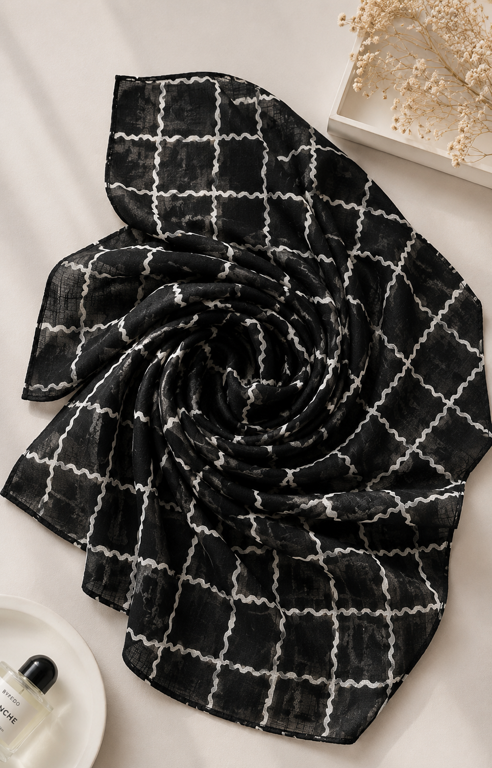 Printed Lawn Hijab - Black