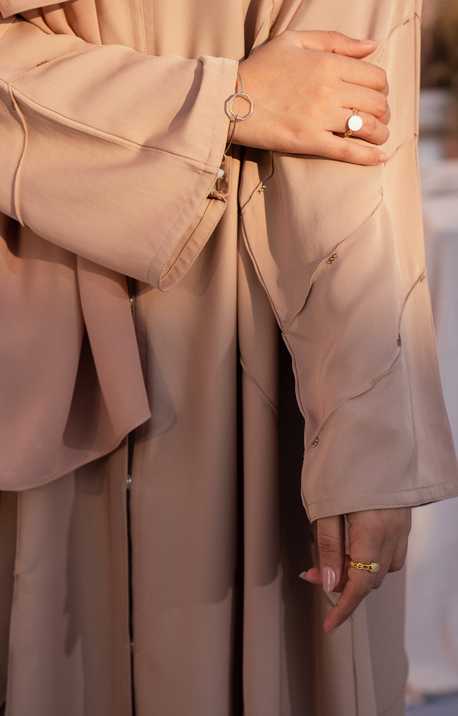BEIGE STONE FRONT OPEN ABAYA