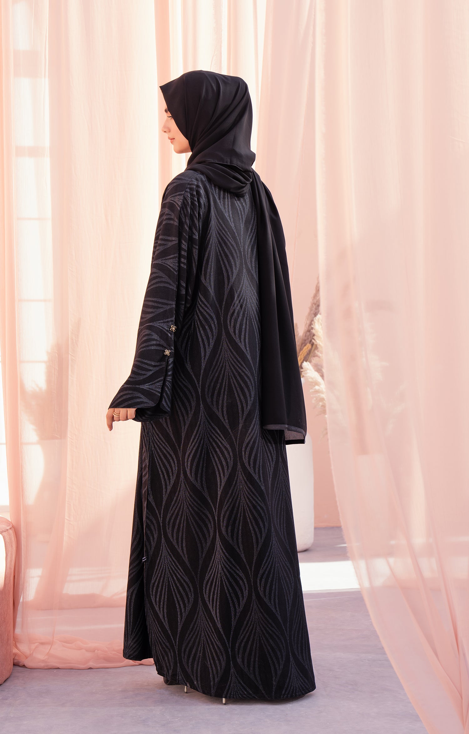 KAYLEN BLACK FRONT OPEN ABAYA