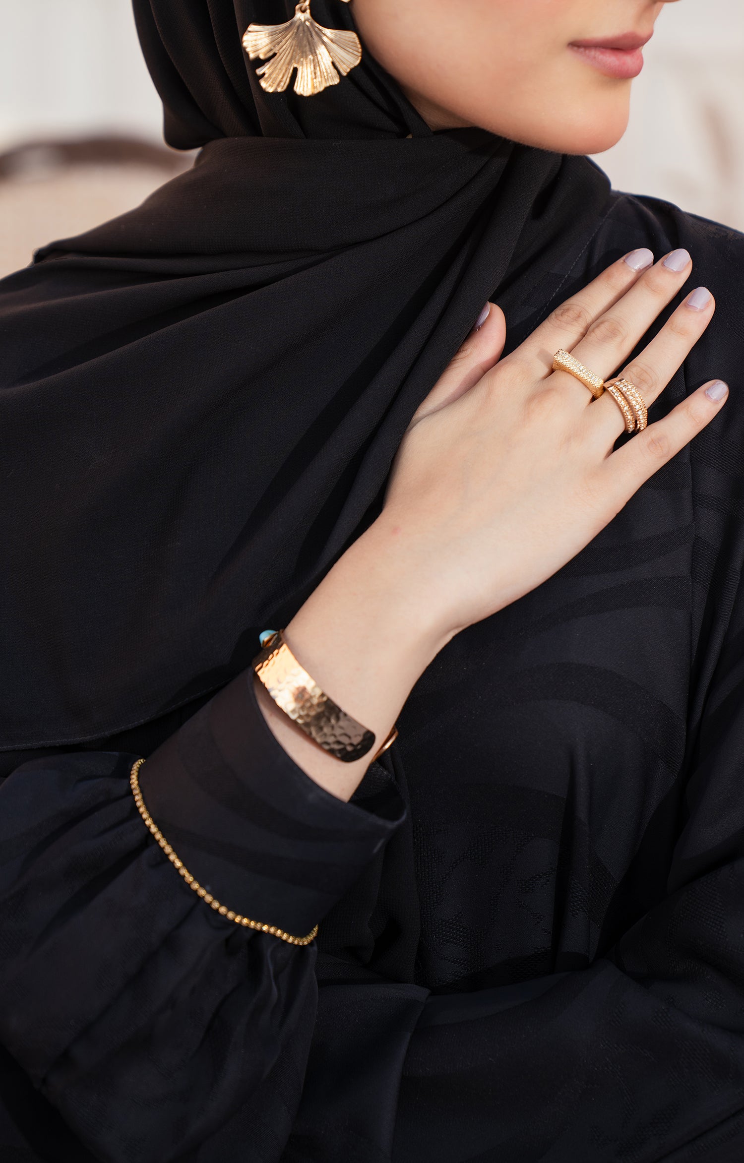 SERVA BLACK FRONT OPEN ABAYA