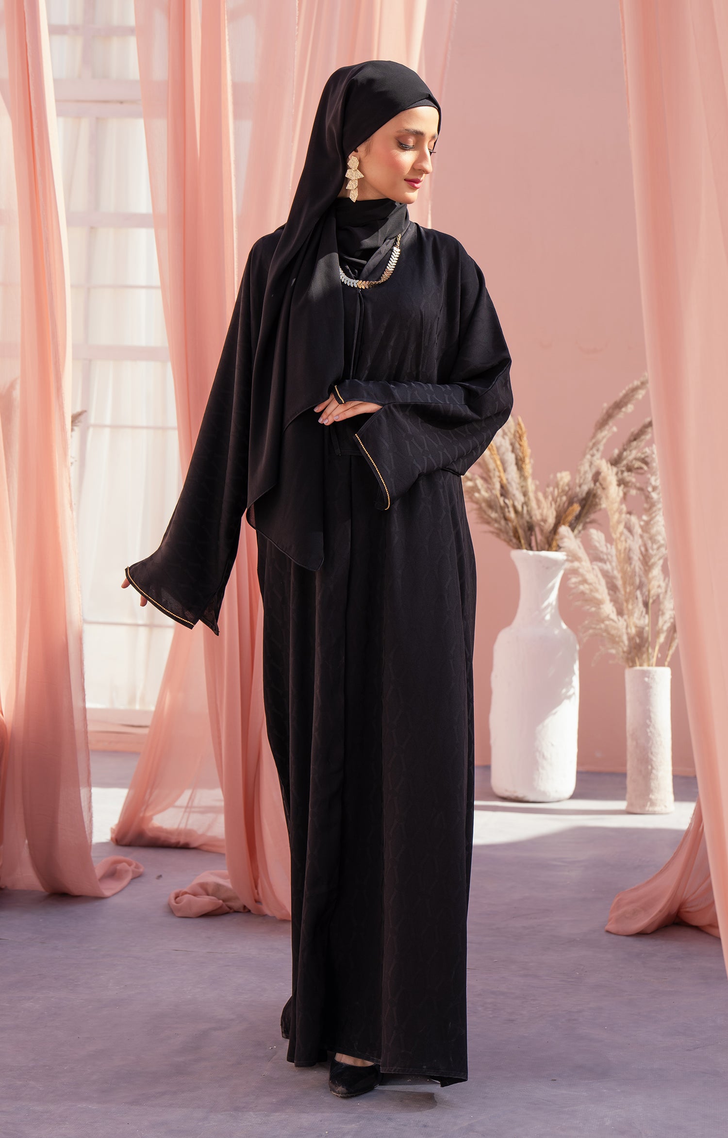 NEANA BLACK FRONT OPEN ABAYA