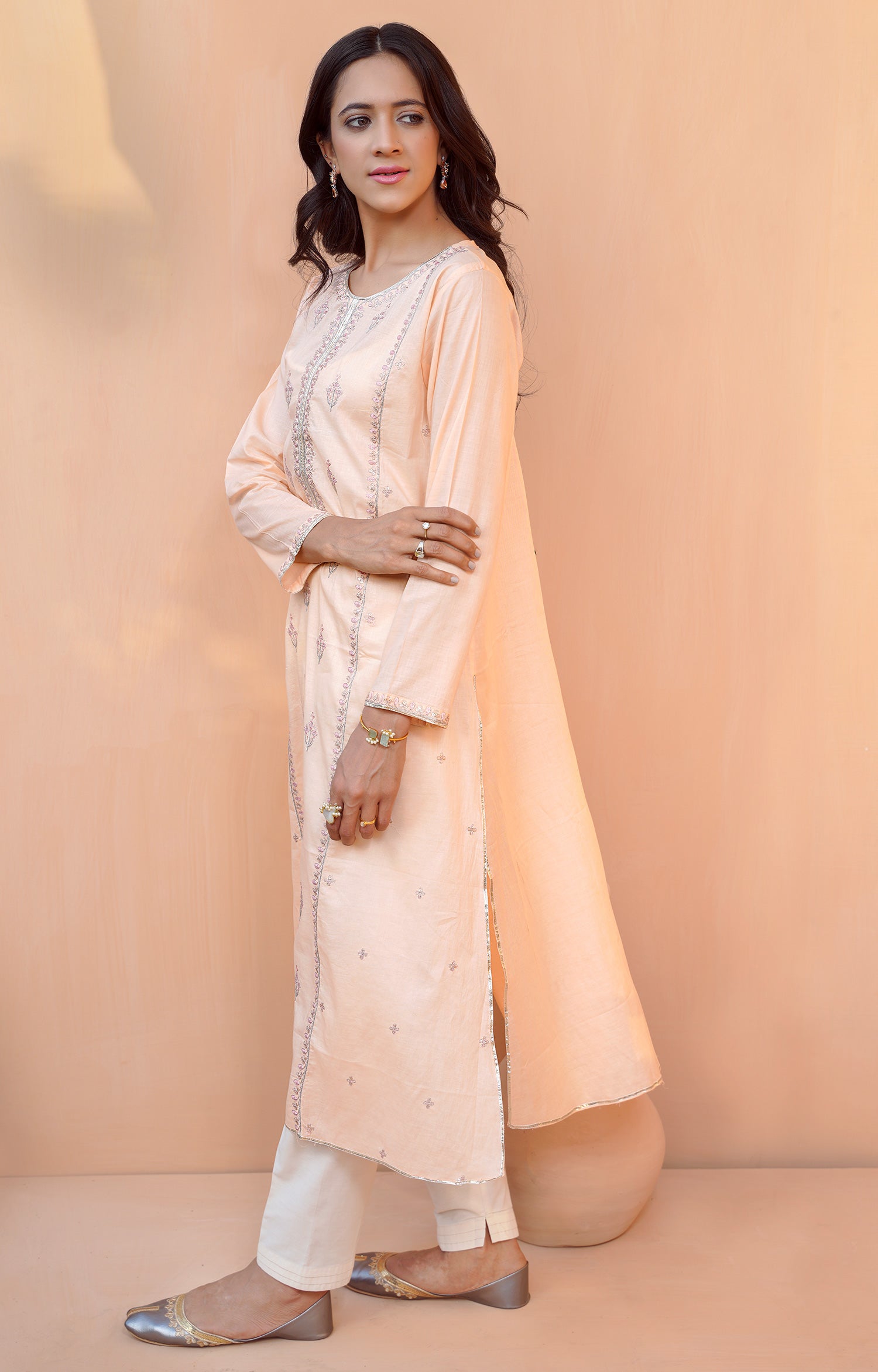 PEACH MELBA - EMBROIDERED SHIRT