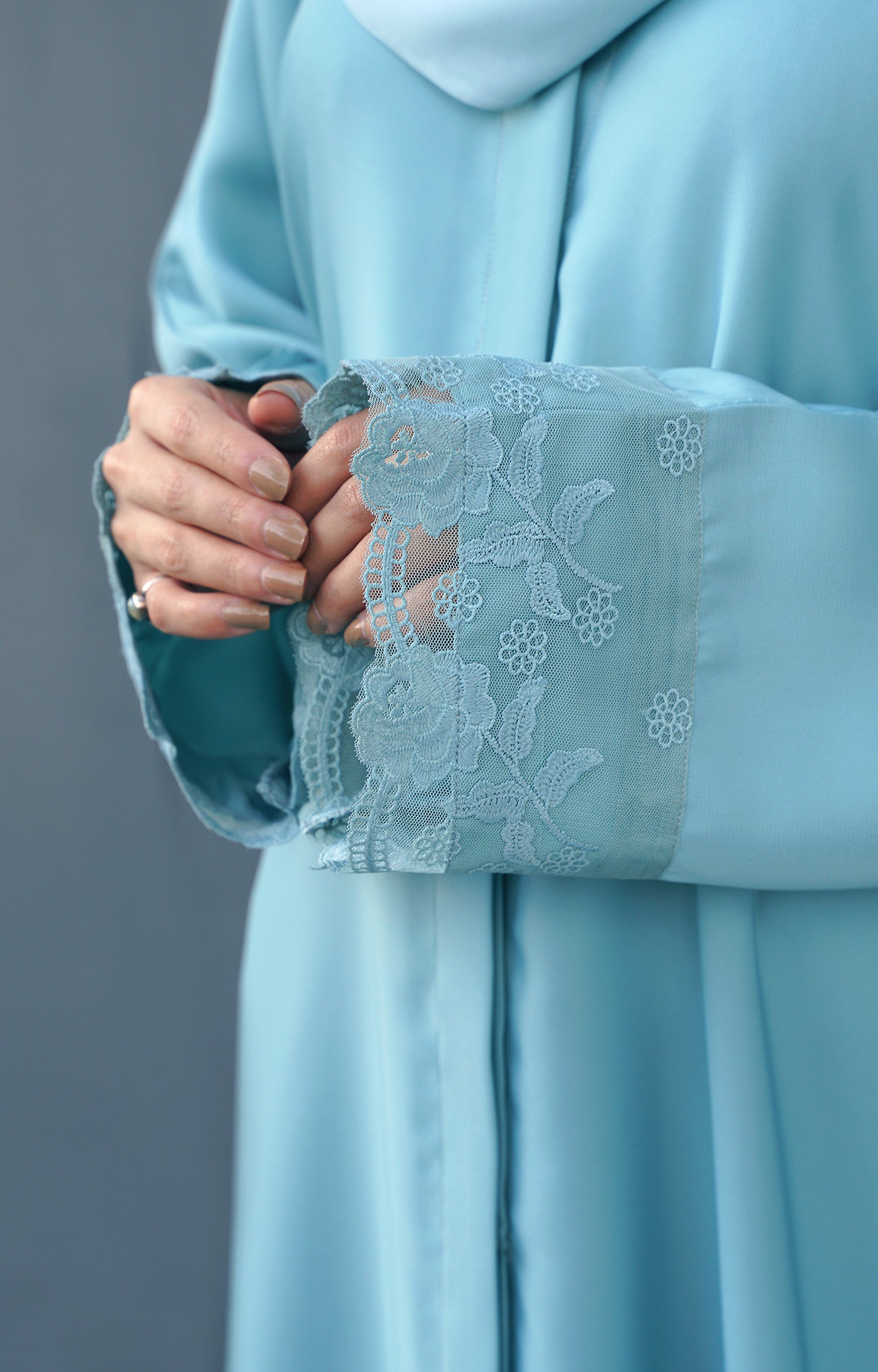 Laurel Sky FRONT OPEN ABAYA