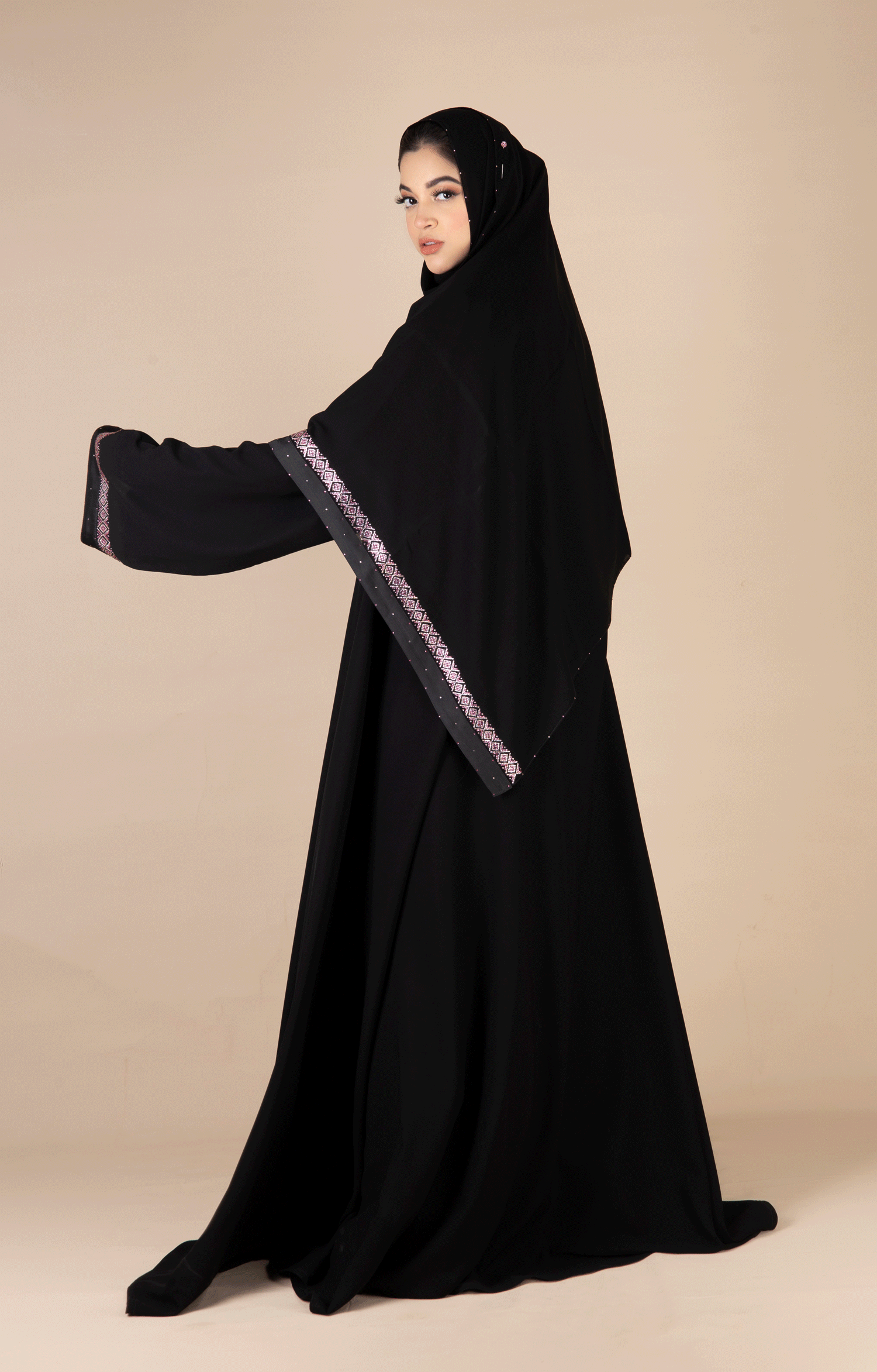 BLACK BERRY ABAYA