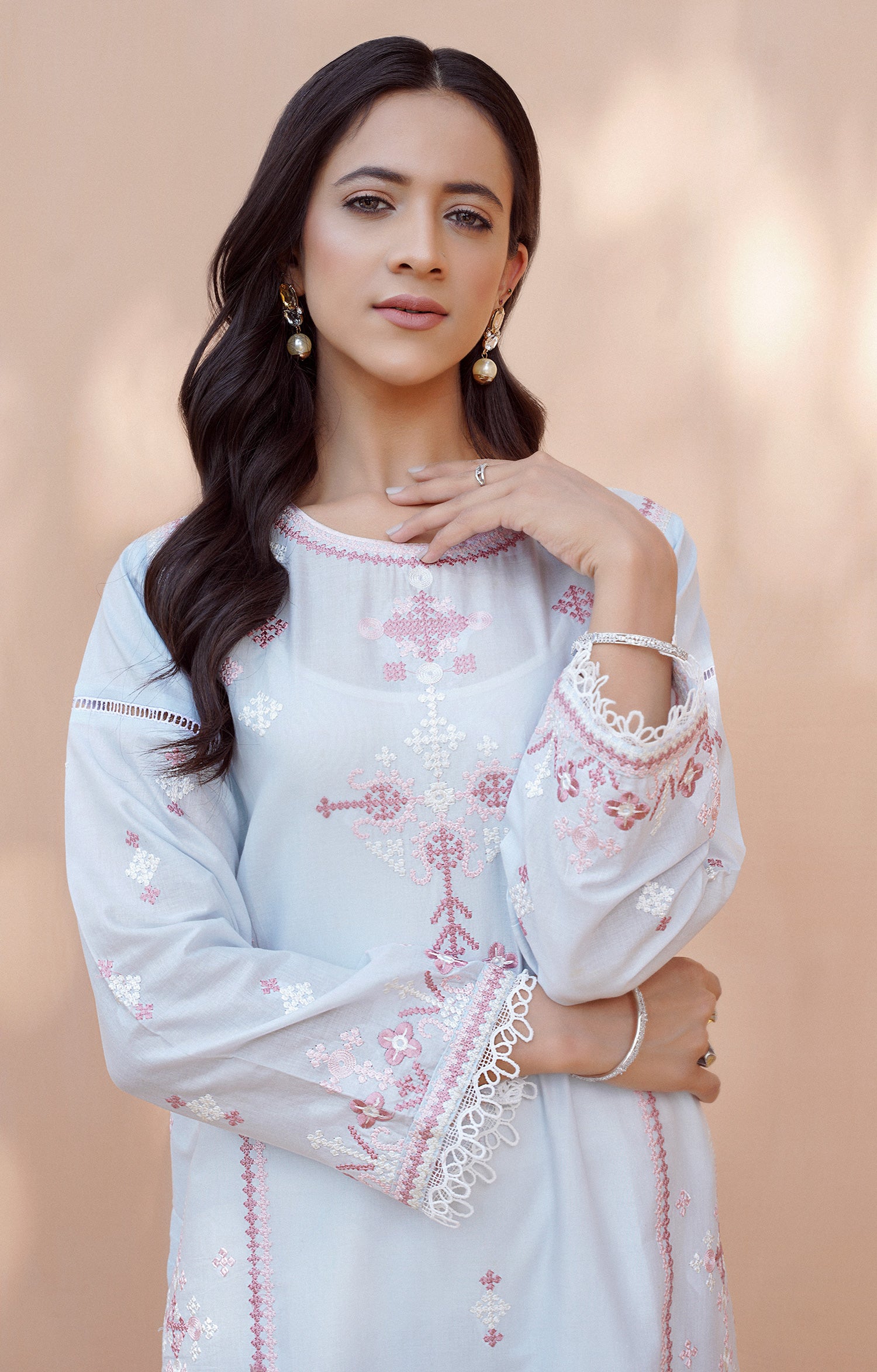 BLUE EDEN - EMBROIDERED SHIRT