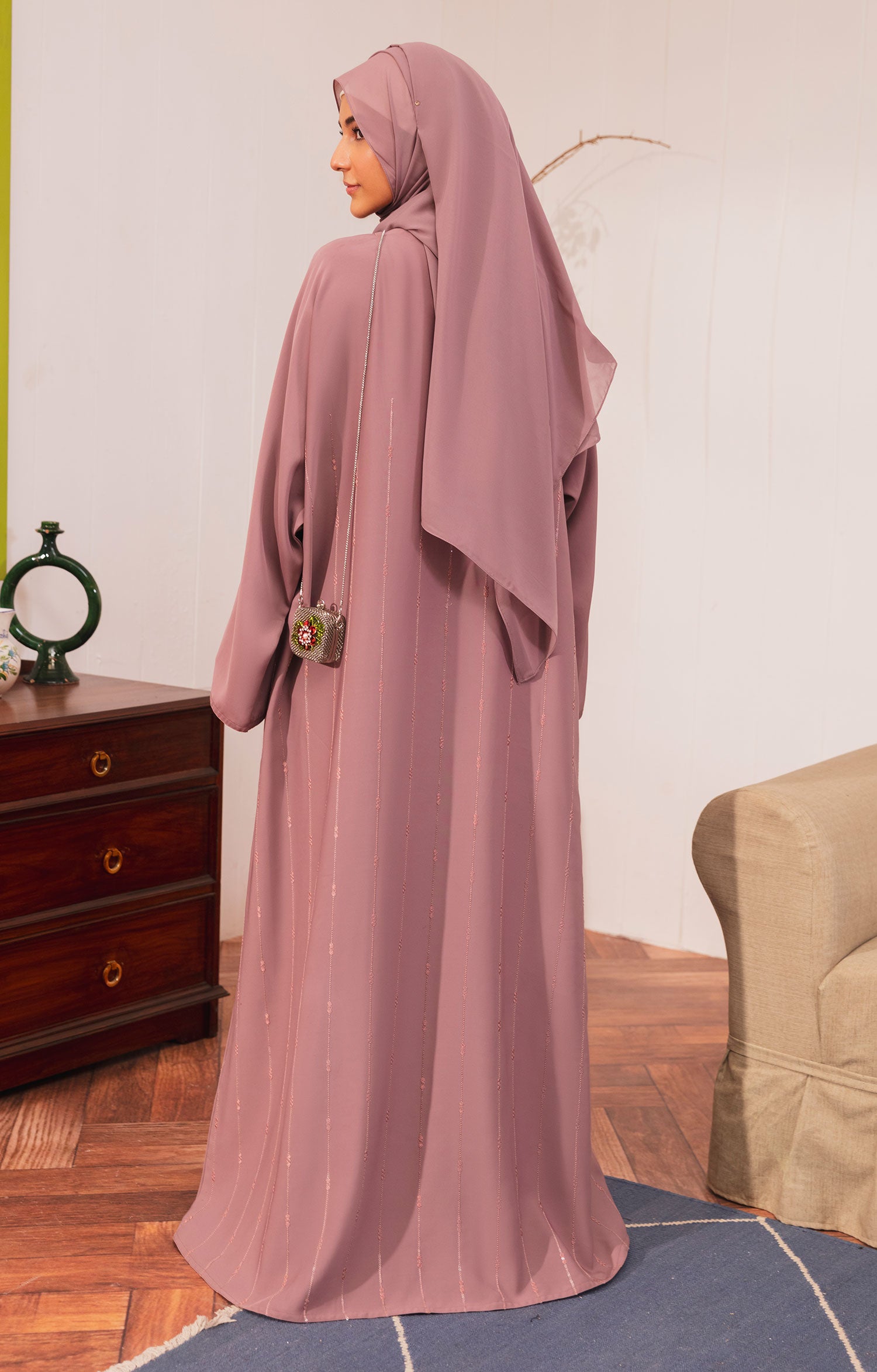 LARAH FRONT OPEN ABAYA