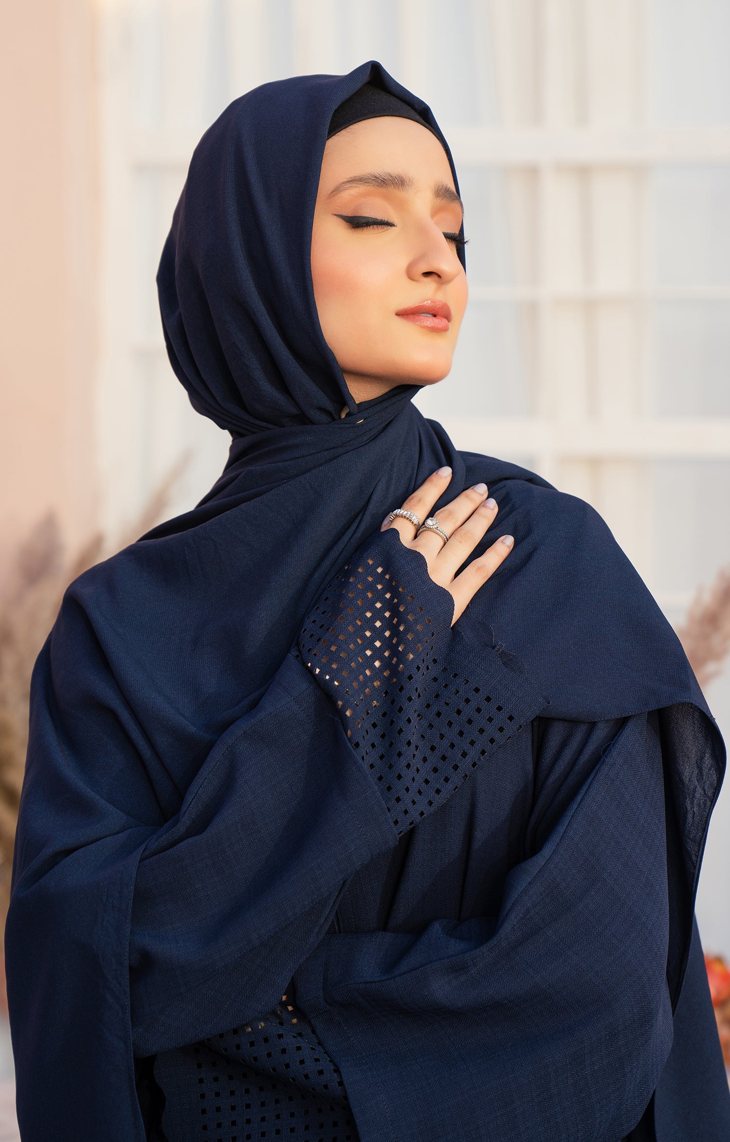 BLUE MUSE FRONT OPEN ABAYA
