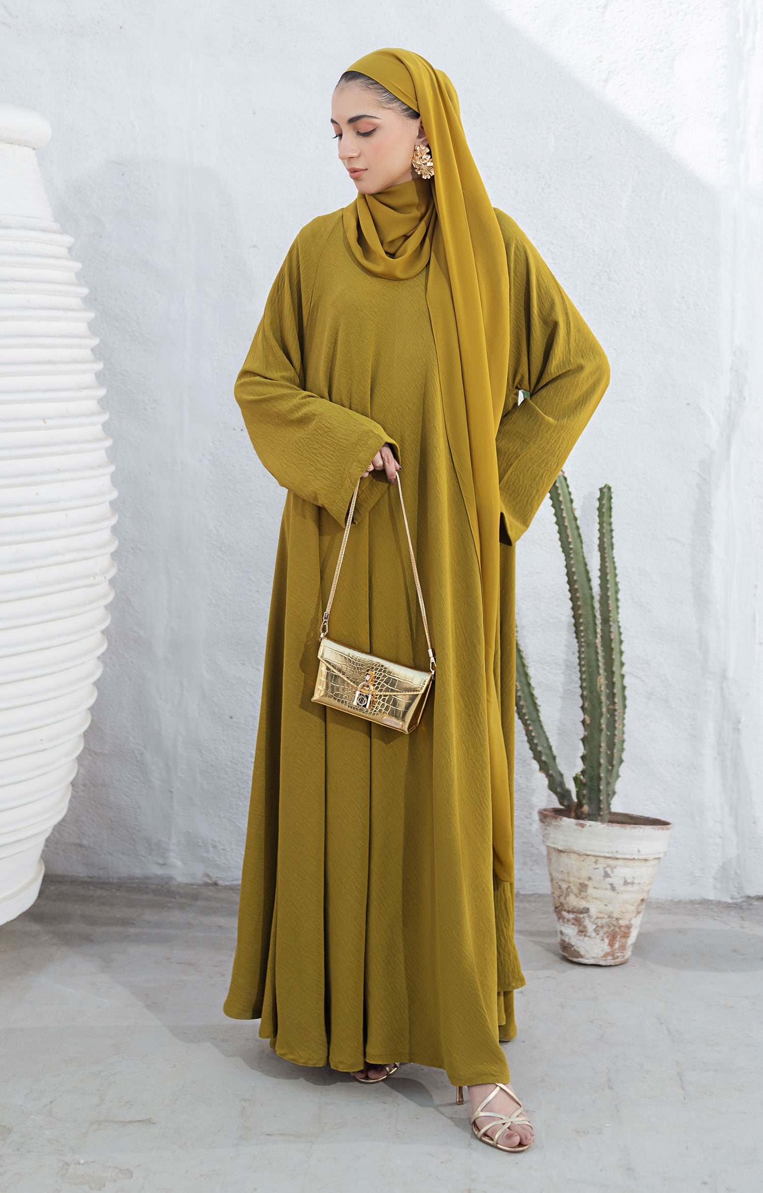 MUSTARD SPECK ABAYA