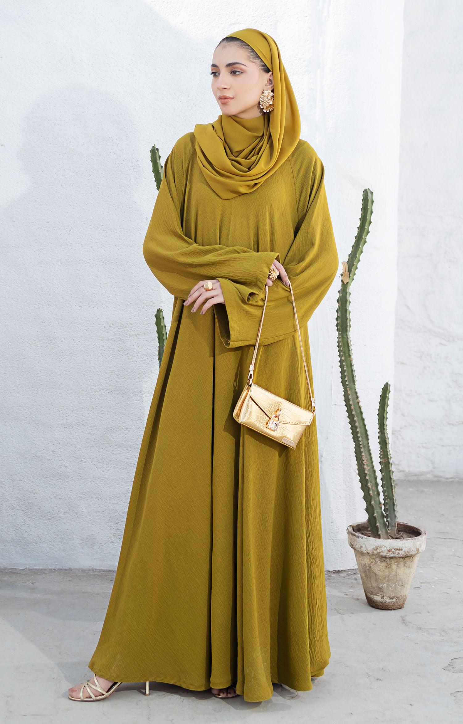 MUSTARD SPECK ABAYA