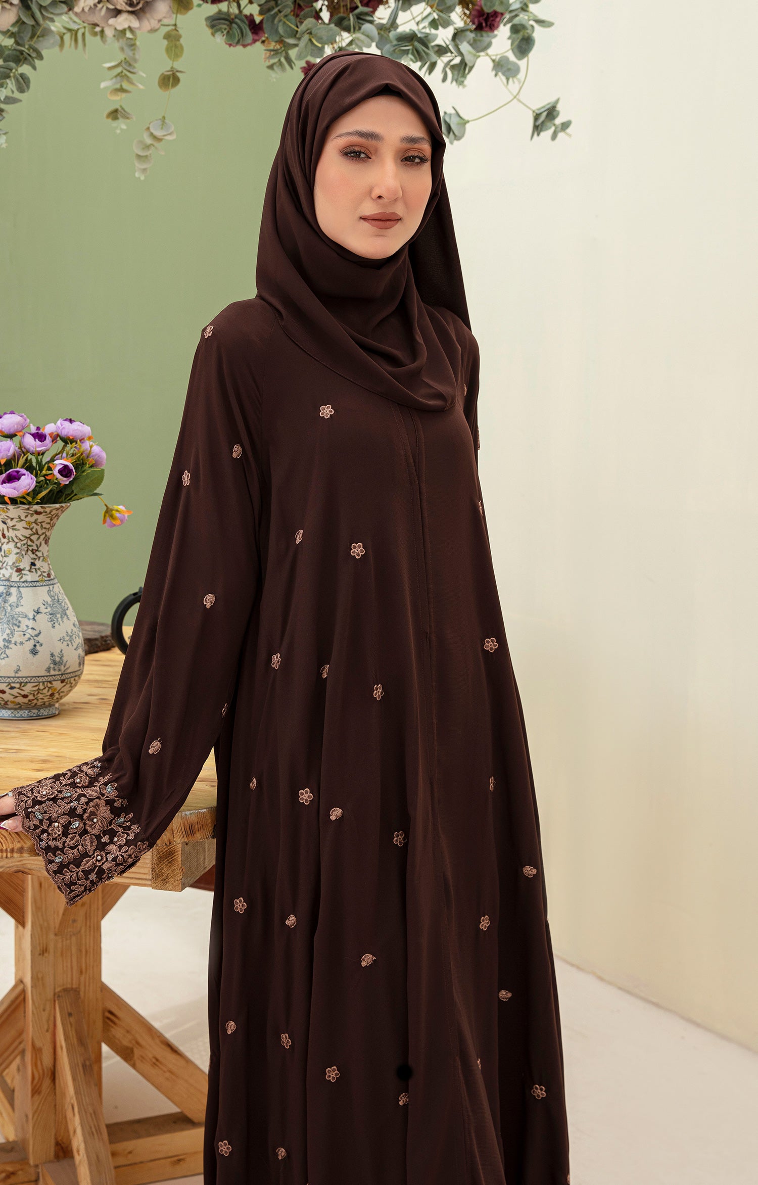 CAMELLIA EMBRIODERED FRONT OPEN ABAYA