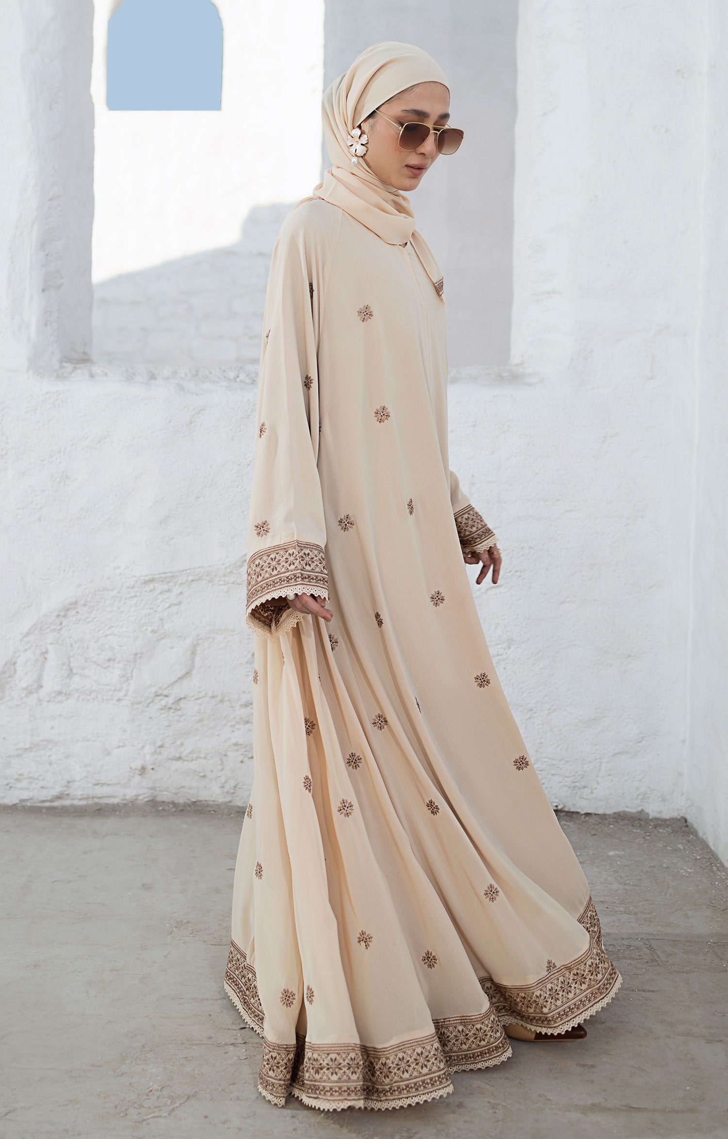 Sable Beige Abaya