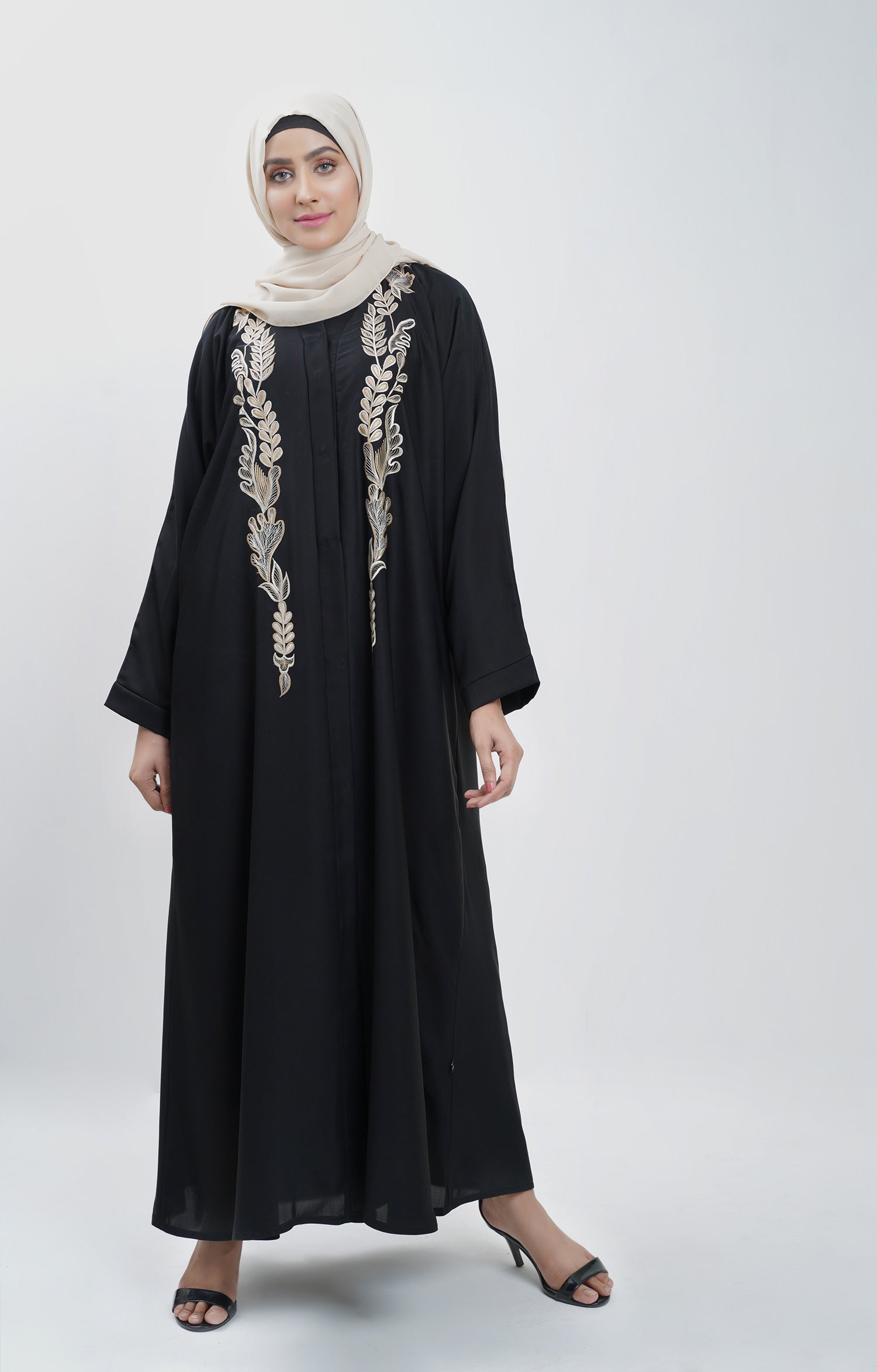 Emel Front Embroidered Abaya