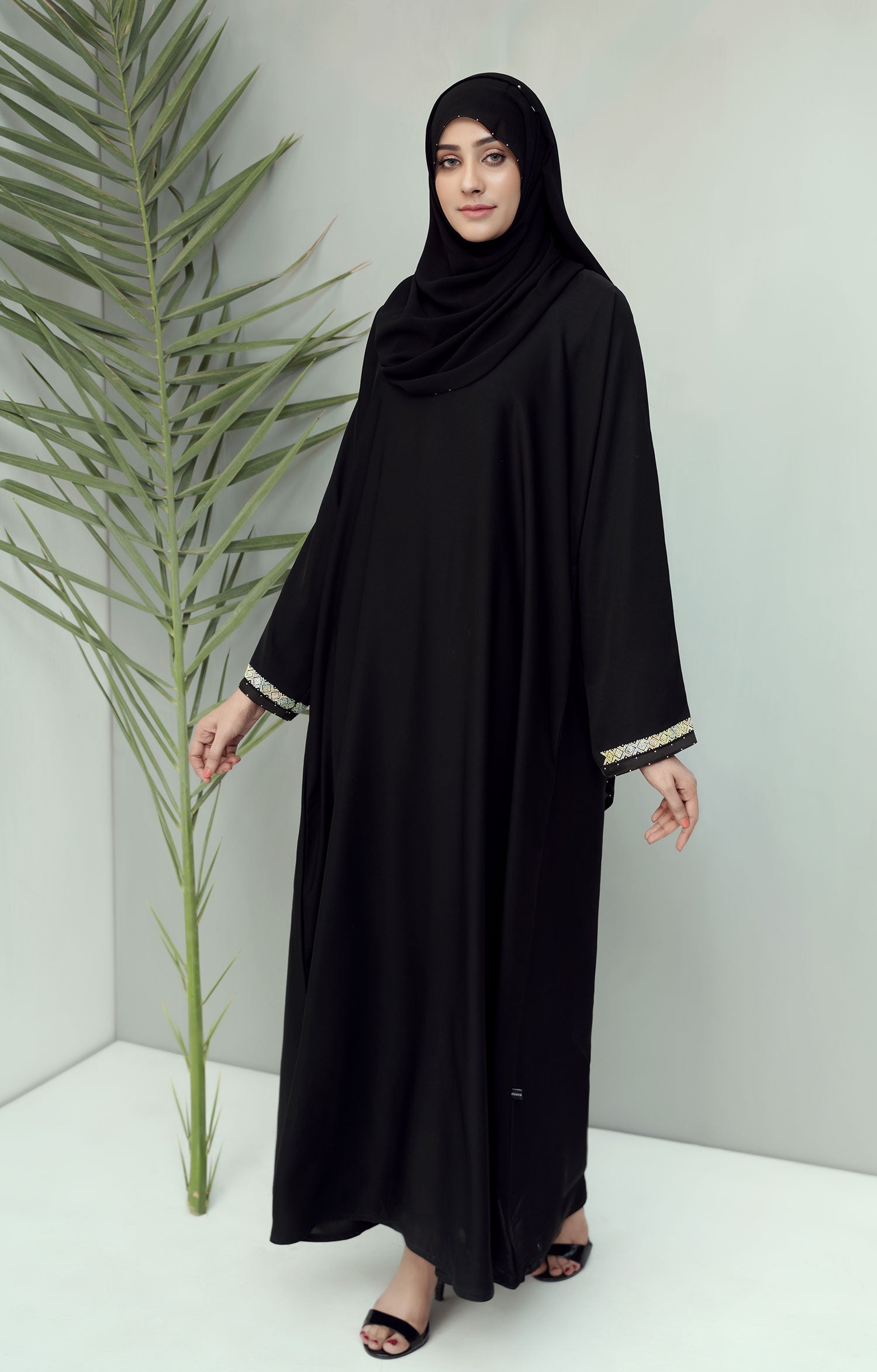 ETOILE NOIR SWAROVSKI STONE WORK ABAYA