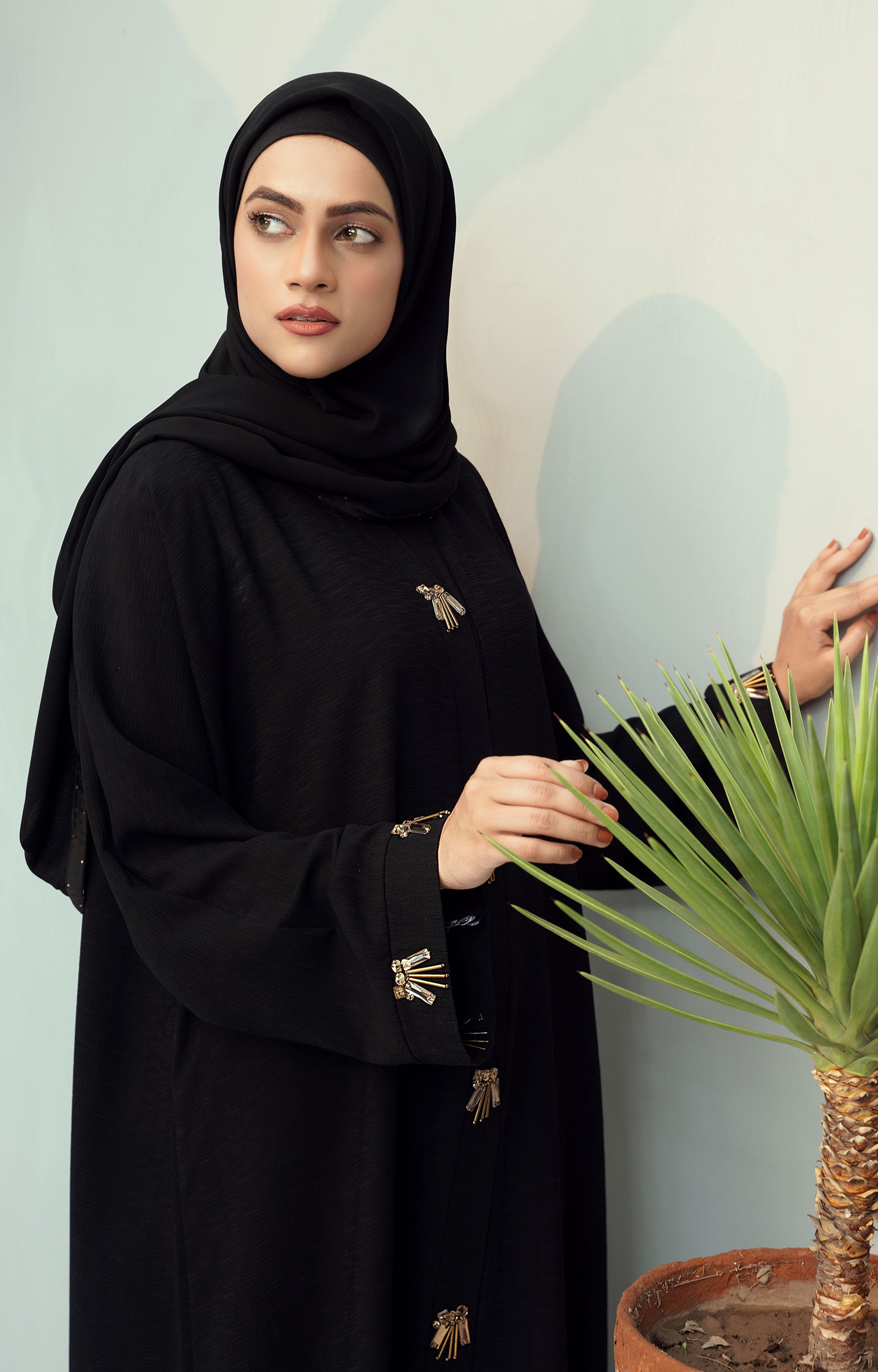 Alia Black Textured fabric Abaya